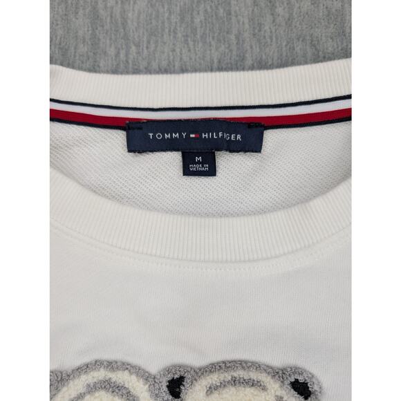 Tommy Hilfiger Sweatshirt Womens Medium Polar Bear Heart Crewneck Pullover Cute - Picture 4 of 13